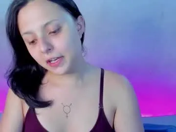 milknhunnny – webcam model profile photo Image 18