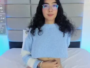 elizabethbelle_ chat room preview