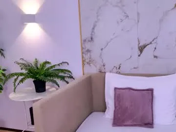 secret_dream415 – webcam model profile photo Image 14