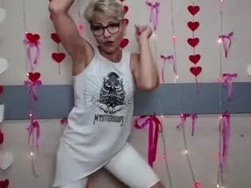 bisexualmilf – webcam model profile photo Image 6