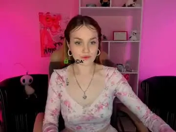 mishahartwigsen – webcam model profile photo Image 3