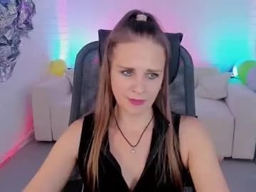 amylure – webcam model profile photo Image 13