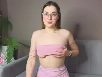 secret_dream415 – webcam model profile photo Image 2