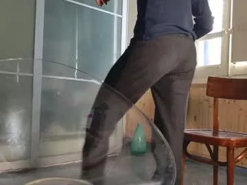 DomManlyGuy – webcam model profile photo Image 6