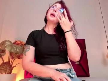 emilyywatson Image 3