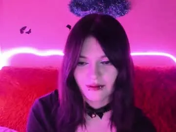 zui_lu – webcam model profile photo Image 11