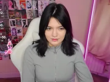 zui_lu – webcam model profile photo Image 3