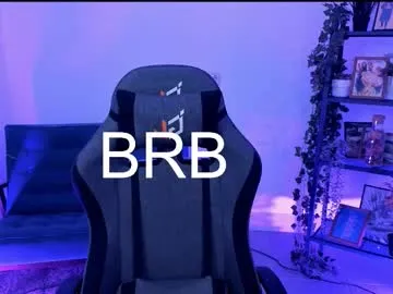 ur_shy_bambi – webcam model profile photo Image 2