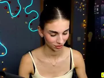 Playboy-909 – webcam model profile photo Image 18