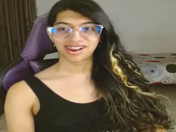 IORio2 – webcam model profile photo Image 18