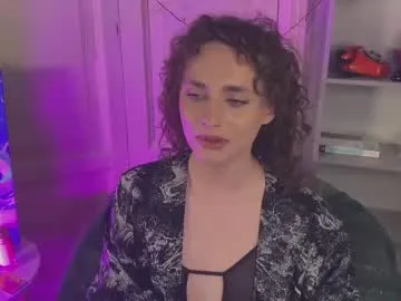 WitchAnnie – webcam model profile photo Image 3