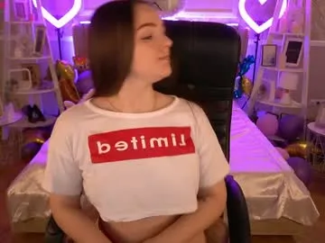 foxyshyyy – webcam model profile photo