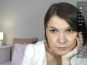 ClaireBree – webcam model profile photo Image 12