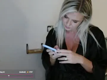 _Alicee_1 – webcam model profile photo Image 3