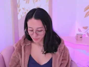 TaniaRedd – webcam model profile photo Image 5