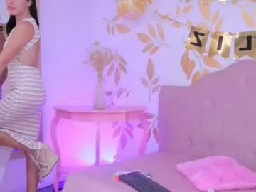 TaniaRedd – webcam model profile photo Image 7