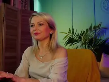 lissa_meooow chat room preview Image 15