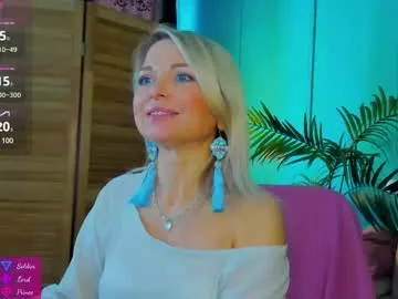 lissa_meooow chat room preview Image 4