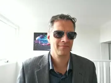 MaximoBenetti – webcam model profile photo Image 15