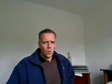 MaximoBenetti – webcam model profile photo Image 8