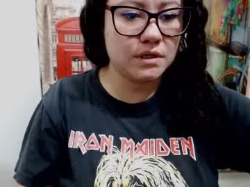 AshyHeavenn – webcam model profile photo Image 12