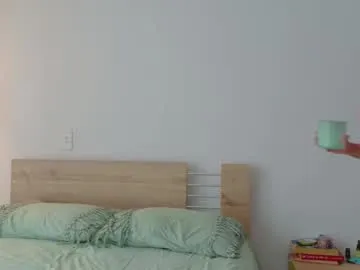 Ms-KARINA chat room preview Image 3