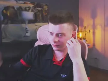 DomManlyGuy – webcam model profile photo Image 2