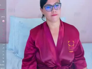 WitchAnnie – webcam model profile photo Image 8