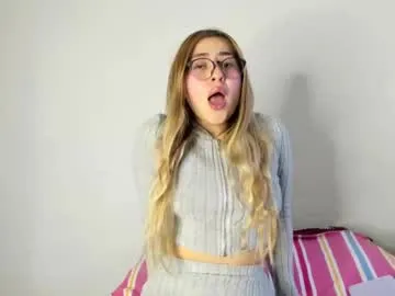 SallyDinosaur chat room preview Image 2