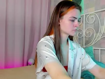 smile_with_nicole – webcam model profile photo Image 5