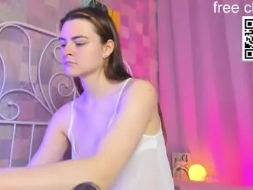 smile_with_nicole – webcam model profile photo Image 9