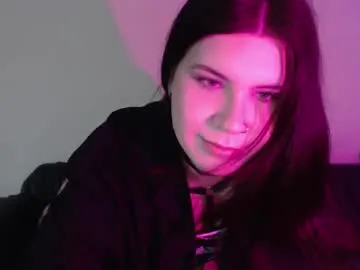 burnletitallburn – webcam model profile photo Image 17