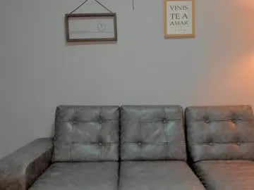 WitchAnnie – webcam model profile photo Image 3