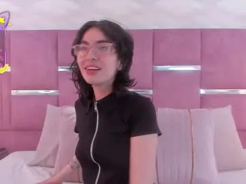 lovelyy_lovely – webcam model profile photo Image 3