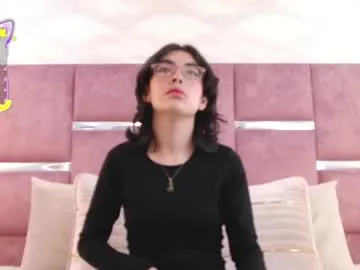 lovelyy_lovely – webcam model profile photo Image 6