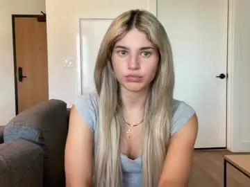 hornyshow_tv – webcam model profile photo Image 10