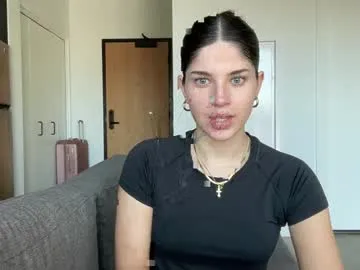 hornyshow_tv – webcam model profile photo Image 13