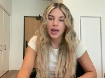 hornyshow_tv – webcam model profile photo Image 6