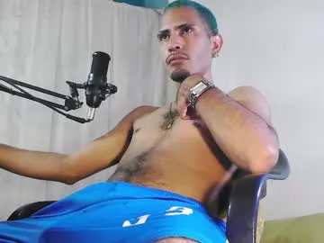 AmeliyaCarey – webcam model profile photo Image 4