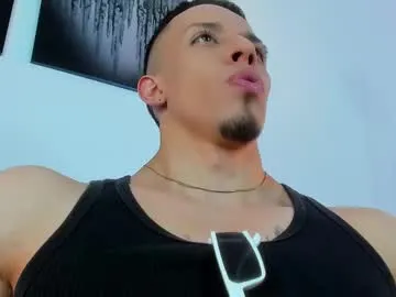 Megu_Melon – webcam model profile photo Image 9