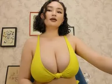 milknhunnny – webcam model profile photo Image 7