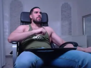 DomManlyGuy – webcam model profile photo Image 19