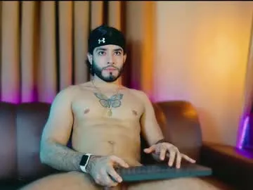 DomManlyGuy – webcam model profile photo Image 12