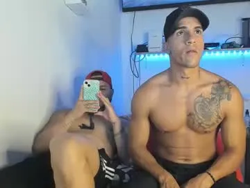 PabloArena – webcam model profile photo Image 8