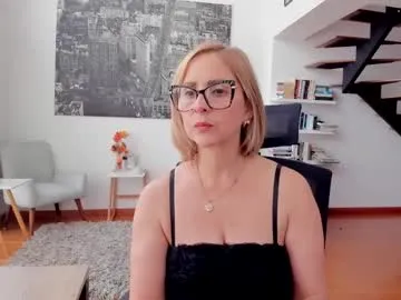 Ann_Sulu – webcam model profile photo Image 18