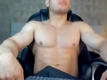 DomManlyGuy – webcam model profile photo Image 3