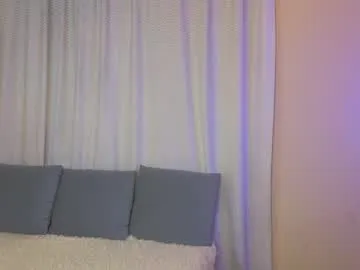 jenny_angelok Image 3