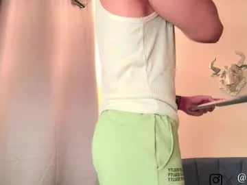 hornyshow_tv – webcam model profile photo Image 12