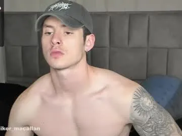 sellapink – webcam model profile photo Image 3