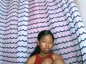 roouse – webcam model profile photo Image 10